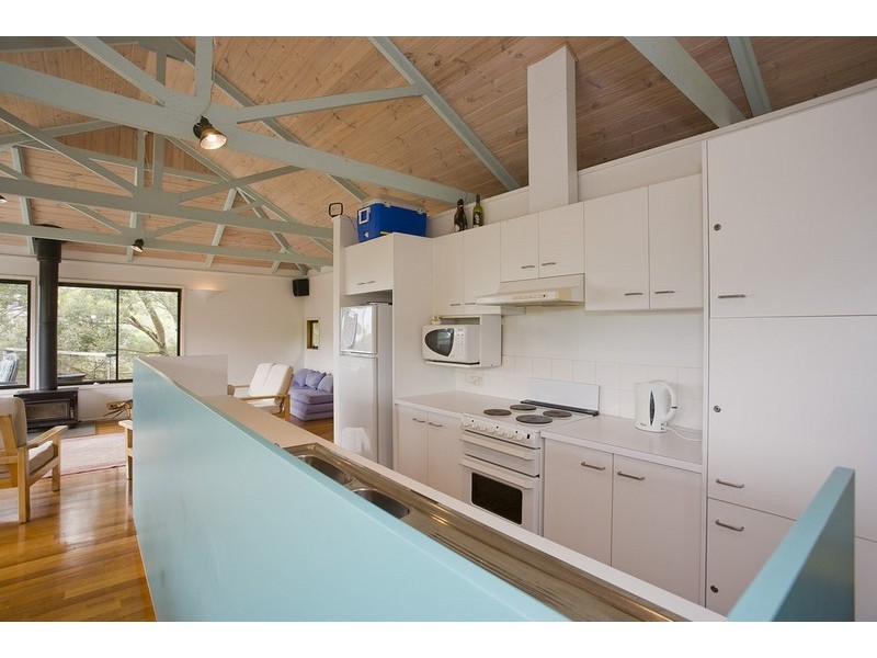 27 Gibson Avenue, Kennett River VIC 3221