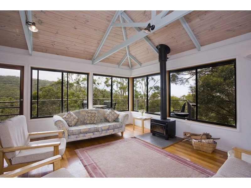 27 Gibson Avenue, Kennett River VIC 3221