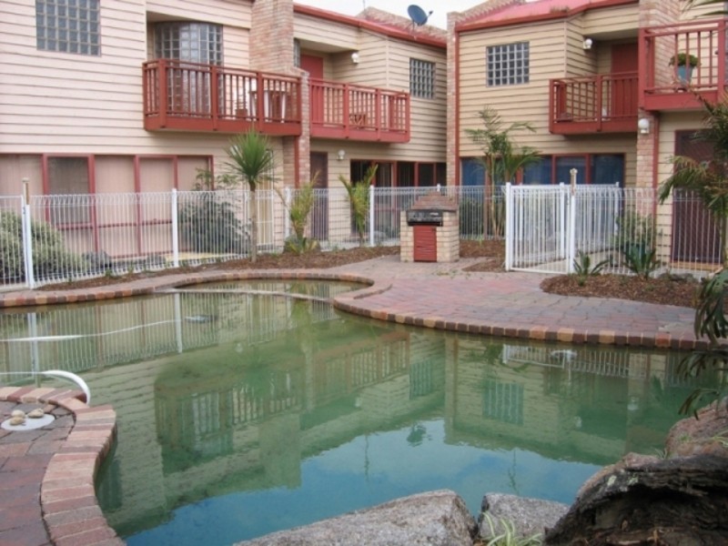 4/71 Geelong Road, Torquay VIC 3228