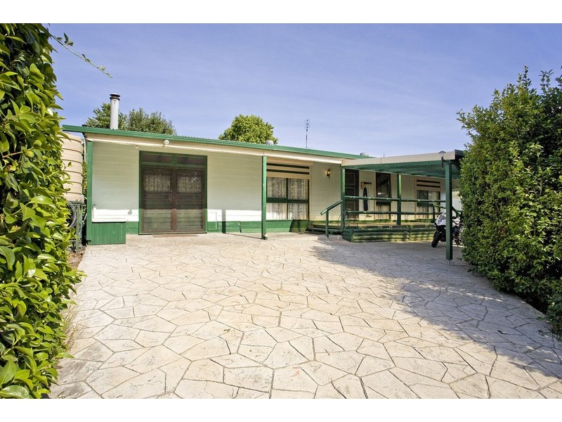 15 Grant Street, Forrest VIC 3236