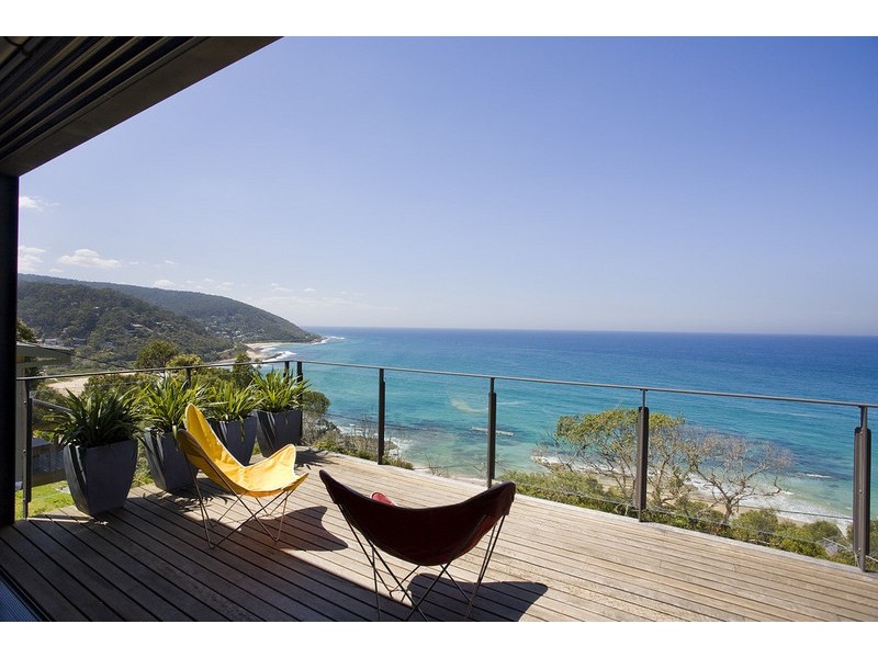 16 Morley Avenue, Wye River VIC 3221