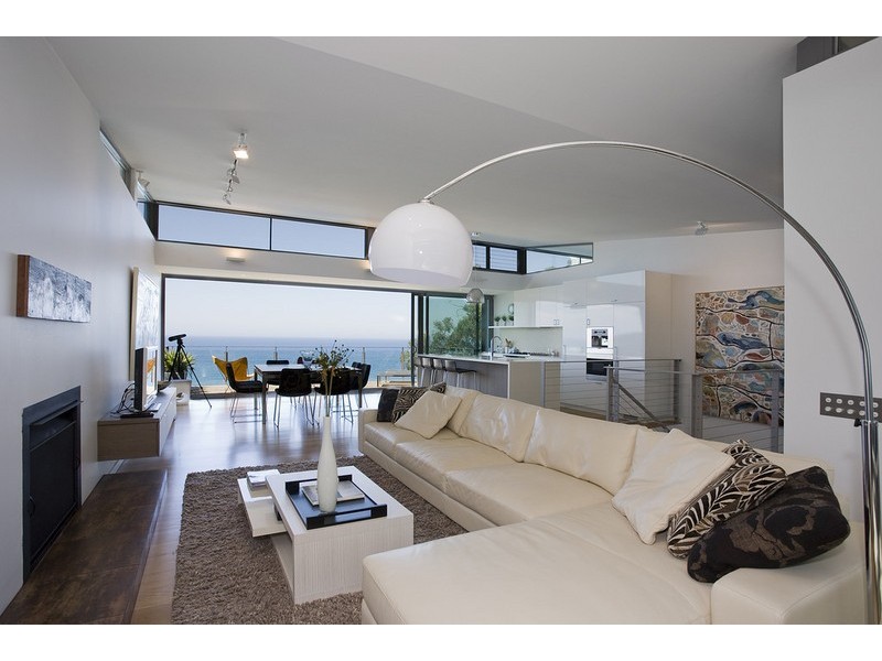 16 Morley Avenue, Wye River VIC 3221