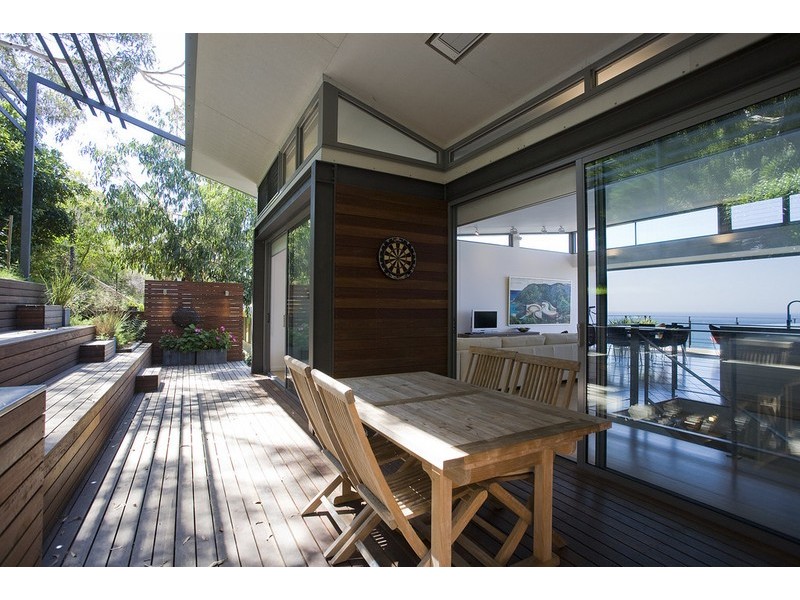 16 Morley Avenue, Wye River VIC 3221