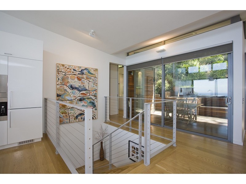 16 Morley Avenue, Wye River VIC 3221