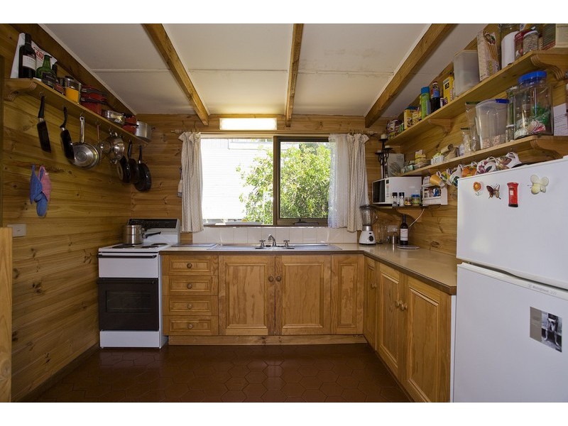 1 Cartra Crescent, Kennett River VIC 3221