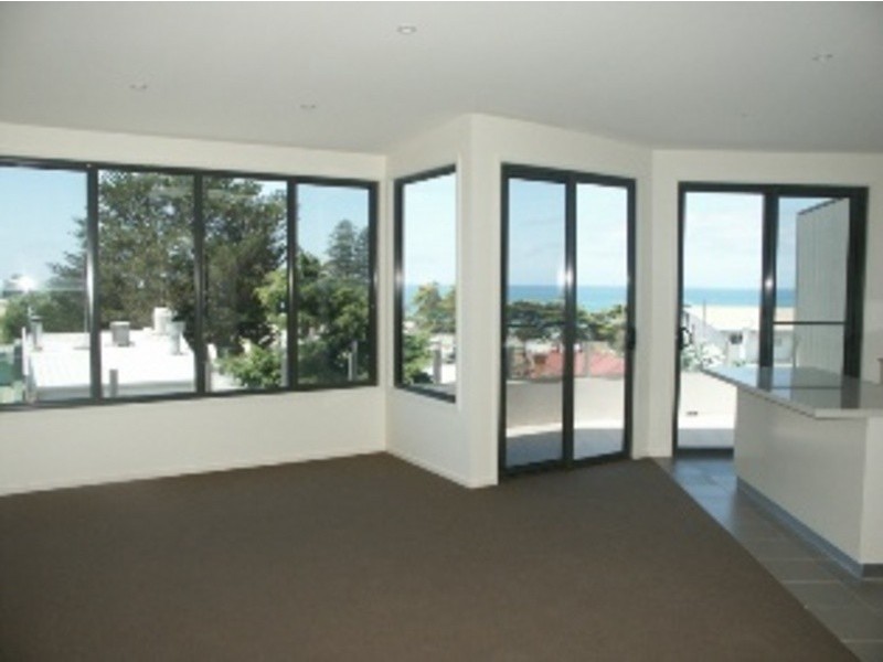 4/15 Smith Street, Lorne VIC 3232