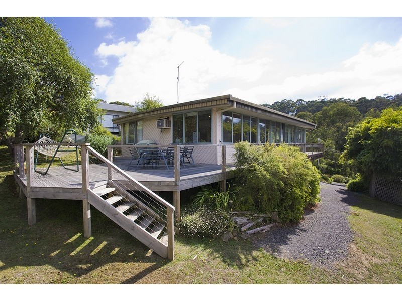 23 Richardson Boulevard, Lorne VIC 3232