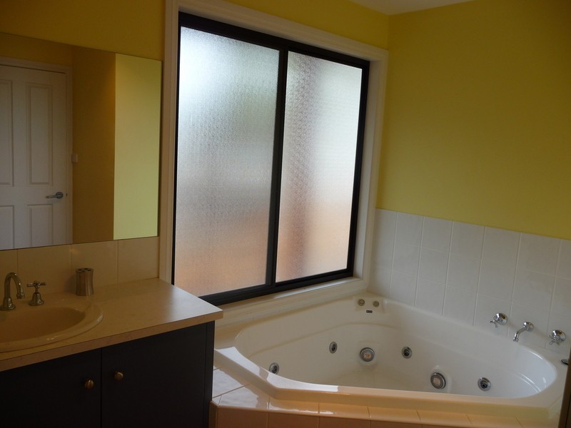 13 Holiday Road, Lorne VIC 3232