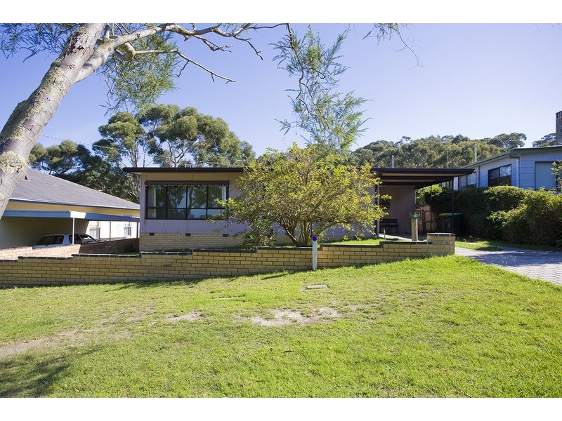 13 Howard Street, Lorne VIC 3232