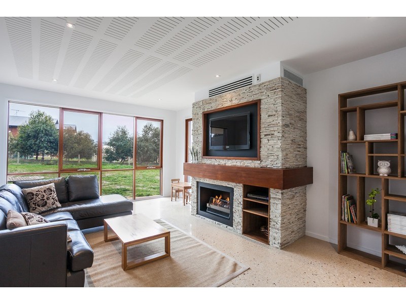 24 Ocean Acres Drive, Torquay VIC 3228