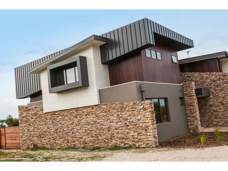 24 Ocean Acres Drive, Torquay VIC 3228