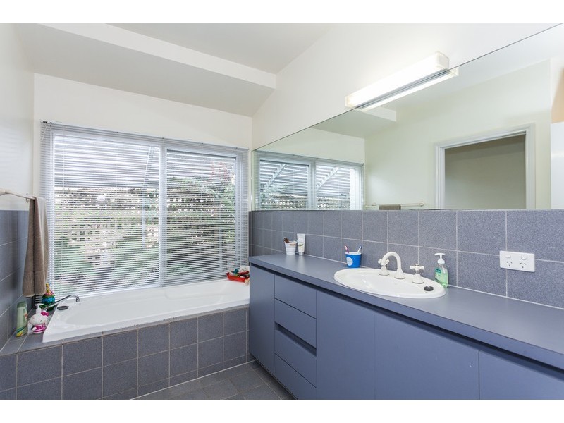 16 Casino Court, Torquay VIC 3228