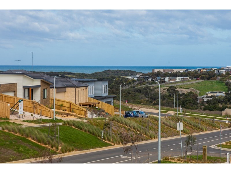 42 Eton Road, Torquay VIC 3228