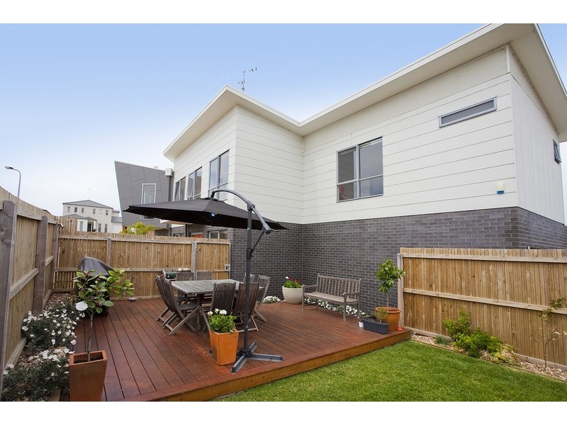 42 Eton Road, Torquay VIC 3228