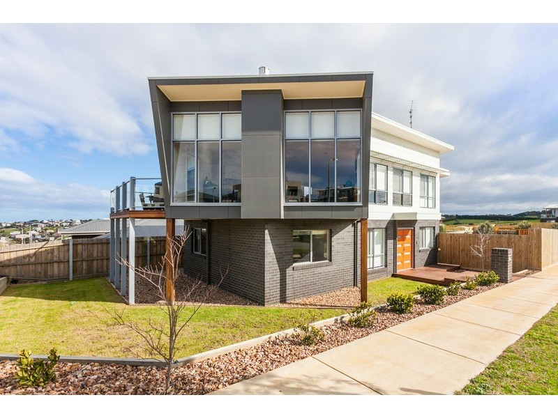 42 Eton Road, Torquay VIC 3228