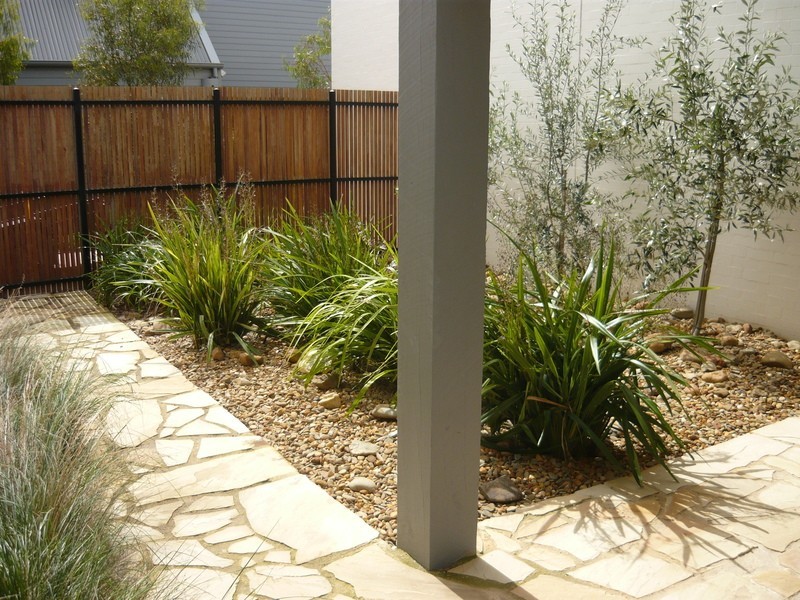 4/11-13  Darian Road, Torquay VIC 3228