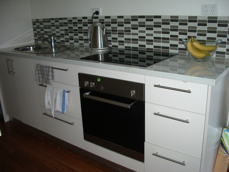 1/20 Spring Street, Torquay VIC 3228