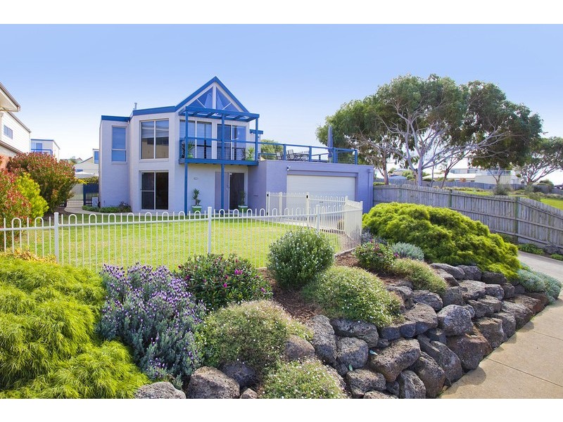 29 Ocean View Crescent, Torquay VIC 3228