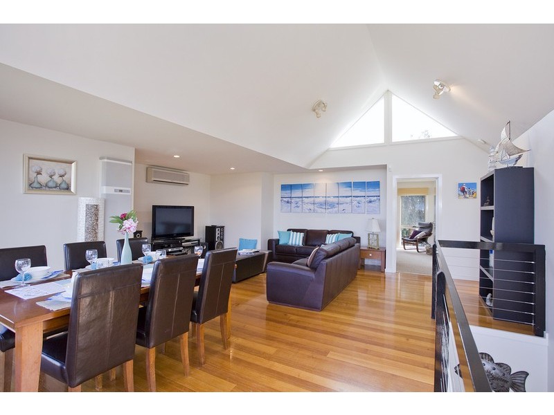 29 Ocean View Crescent, Torquay VIC 3228