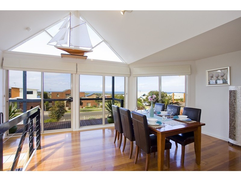 29 Ocean View Crescent, Torquay VIC 3228