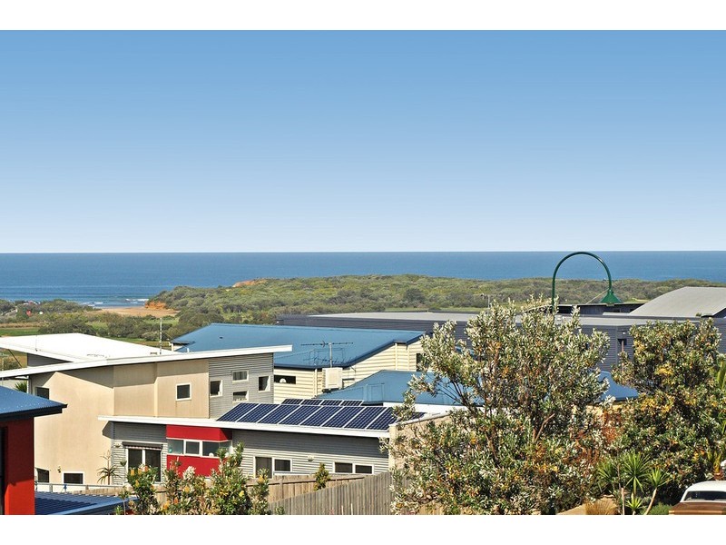 29 Beach View Crescent, Torquay VIC 3228