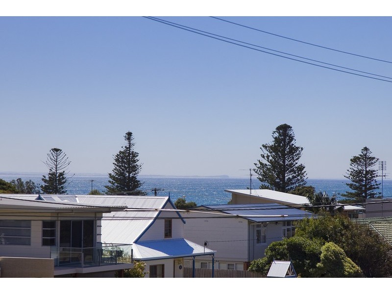 10/7 Bell Street, Torquay VIC 3228