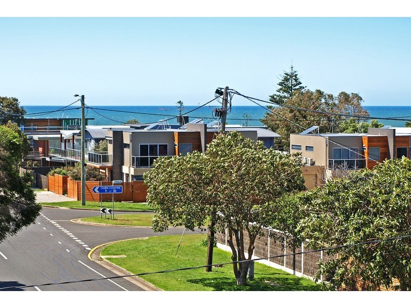 12 Anderson Street, Torquay VIC 3228