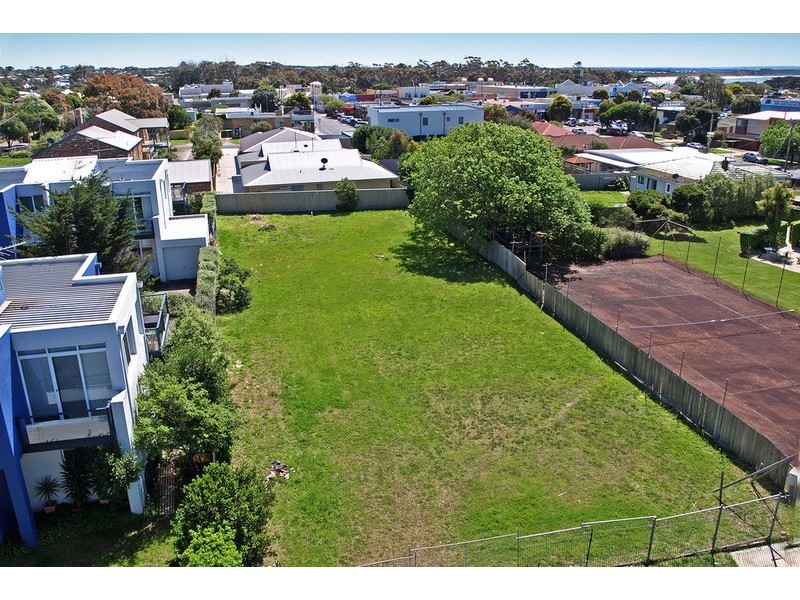 12 Anderson Street, Torquay VIC 3228