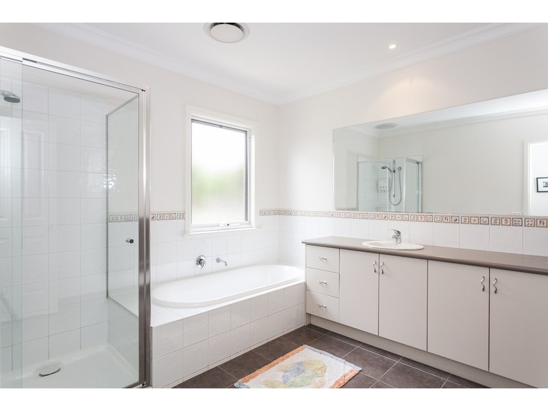 5 Ironbark Court, Torquay VIC 3228