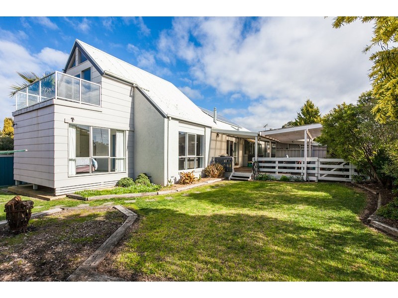 16 Casino Crt, Torquay VIC 3228
