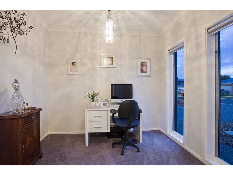 17 Rippleside Drive, Torquay VIC 3228