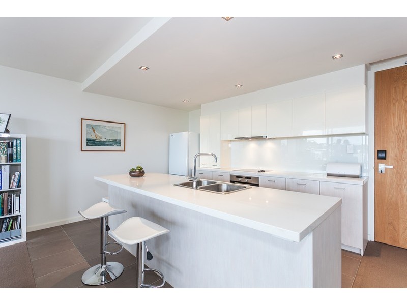 303/100 The Esplanade, Torquay VIC 3228