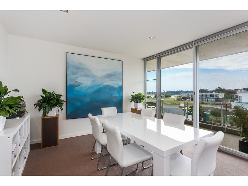 303/100 The Esplanade, Torquay VIC 3228