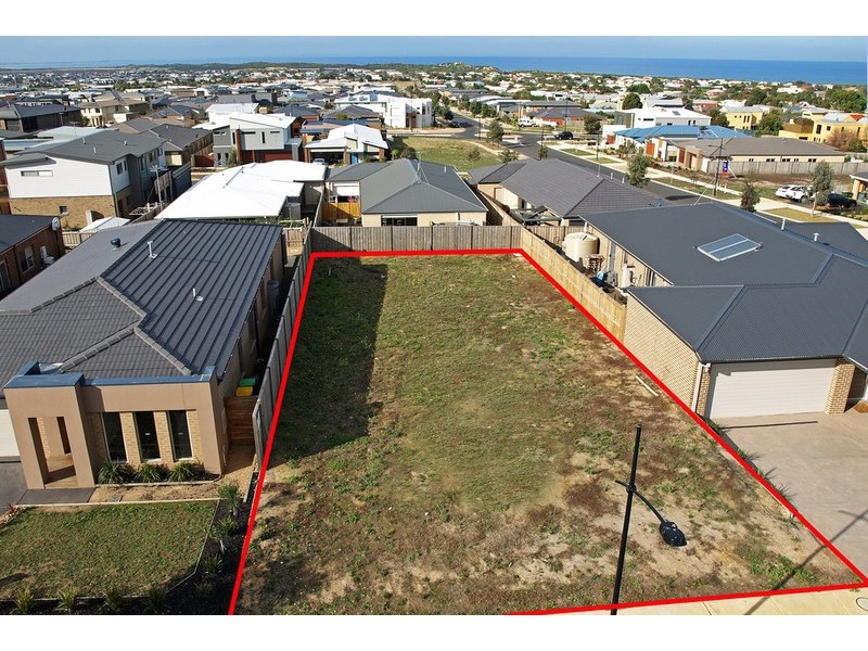 4 Point Close, Torquay VIC 3228