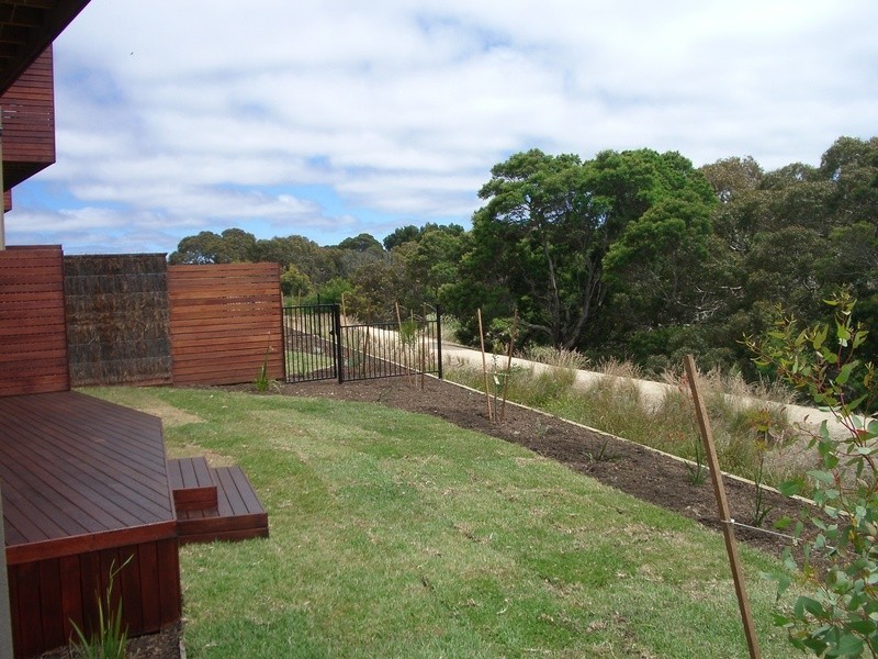 2 / 3 Moonah Place, Torquay VIC 3228