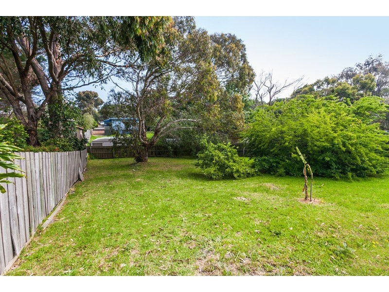 9 Gairloch Avenue, Jan Juc VIC 3228