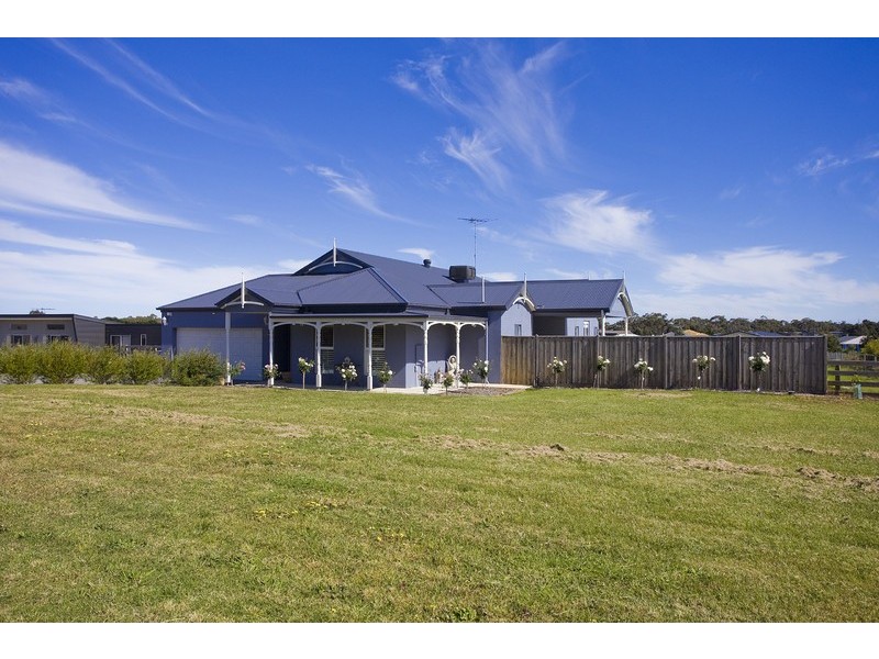 155 Coombes Road, Torquay VIC 3228