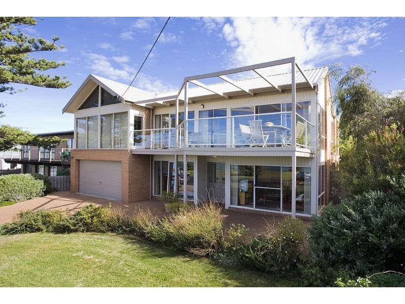 25 The Esplanade, Torquay VIC 3228