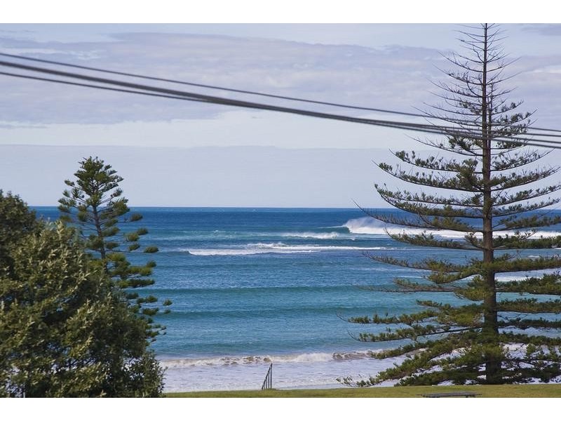 25 The Esplanade, Torquay VIC 3228