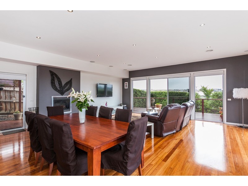 12  Springbank Circuit, Torquay VIC 3228