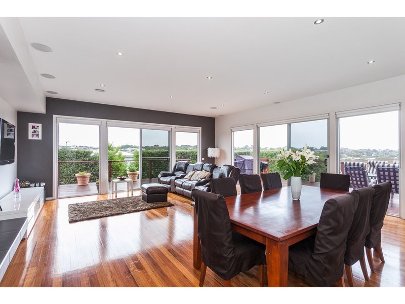 12  Springbank Circuit, Torquay VIC 3228