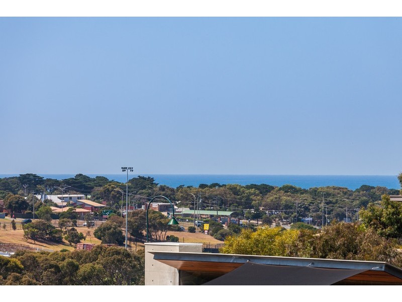 12  Springbank Circuit, Torquay VIC 3228