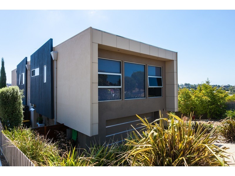 12  Springbank Circuit, Torquay VIC 3228