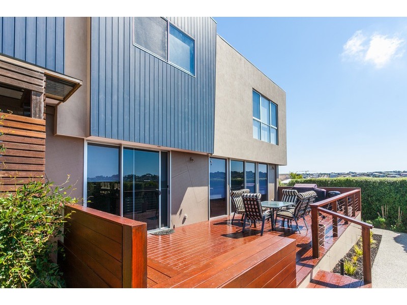 12  Springbank Circuit, Torquay VIC 3228