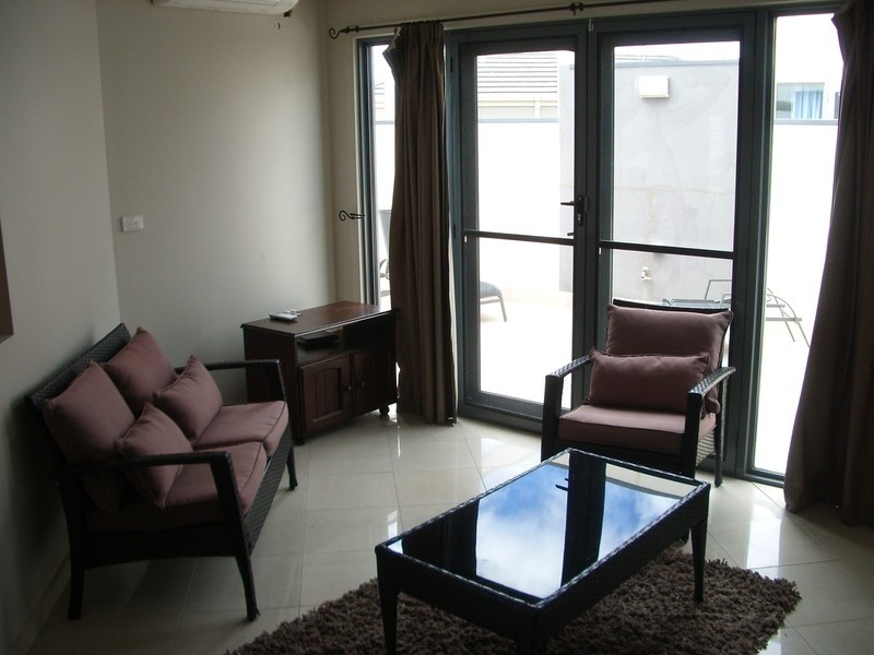 2/20 Munday Street, Torquay VIC 3228