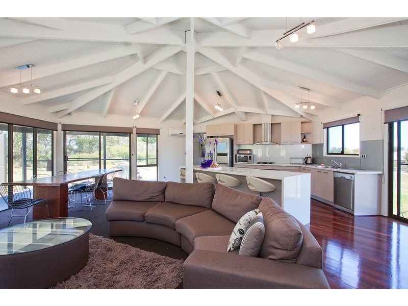 227 Coombes Road, Torquay VIC 3228