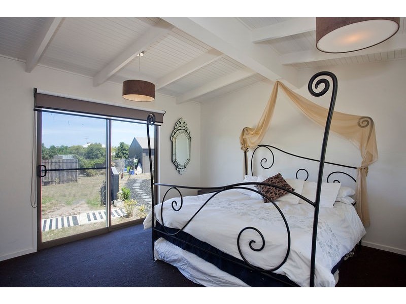 227 Coombes Road, Torquay VIC 3228