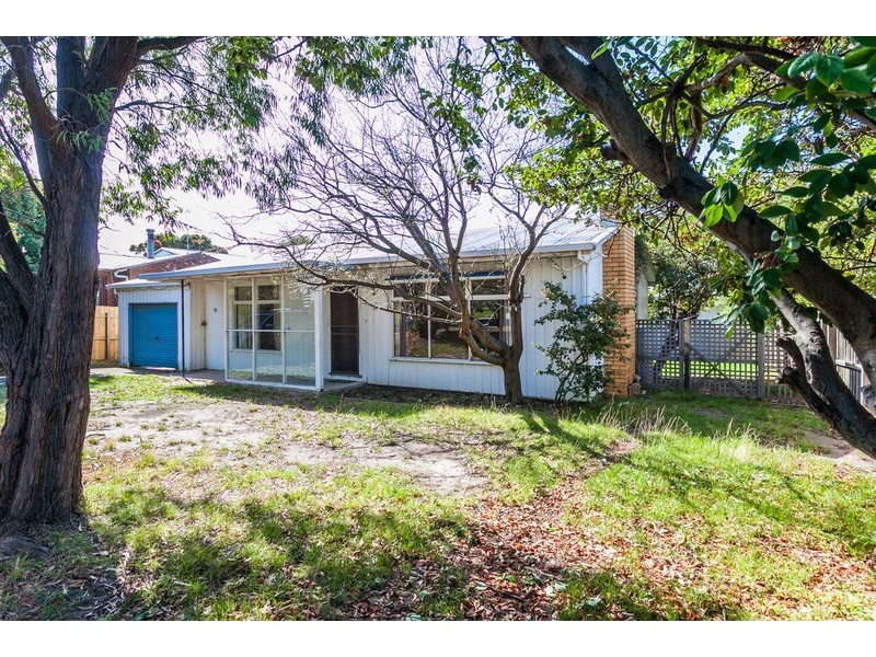 70 Fischer Street, Torquay VIC 3228