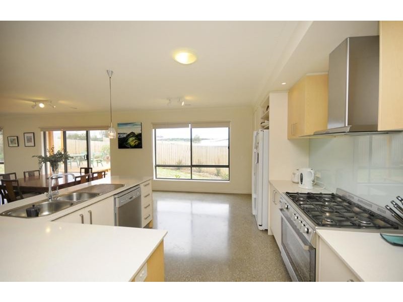 23 Springbank Circuit, Torquay VIC 3228