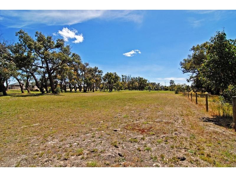 1 Sheoak Court, Torquay VIC 3228